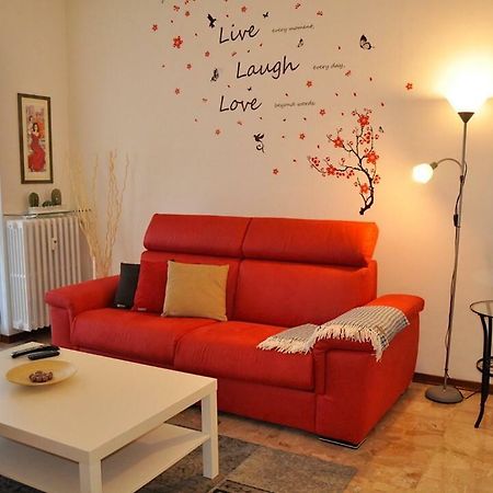パヴィーアLa Casa Di Saritaアパートメント エクステリア 写真